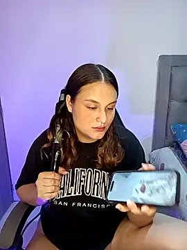 Valeriaa_21 webcam