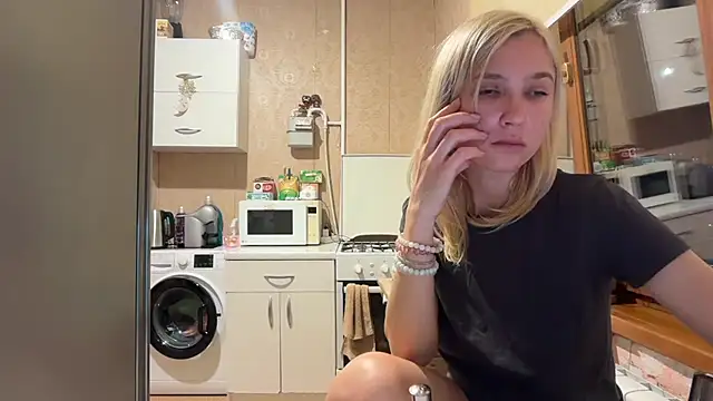 AngelJeni webcam