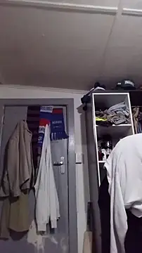 Pussyeating2025@xh webcam