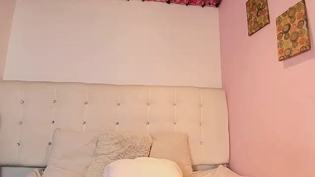 nela_moretti webcam