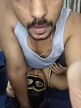 MIDNIGHT_STAR110 webcam