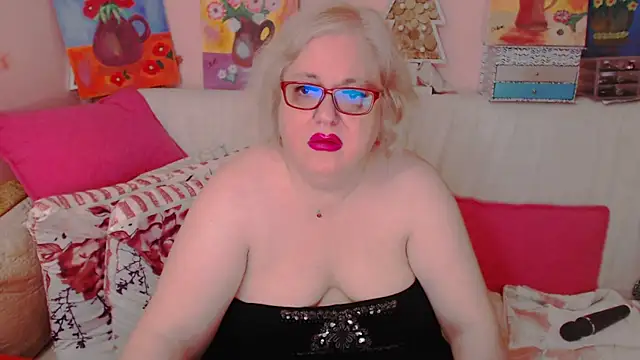 Maturelove_xxx webcam