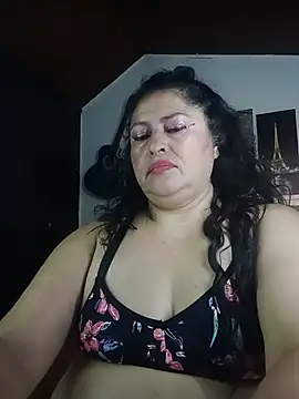 Keyla01_ live cam on StripChat