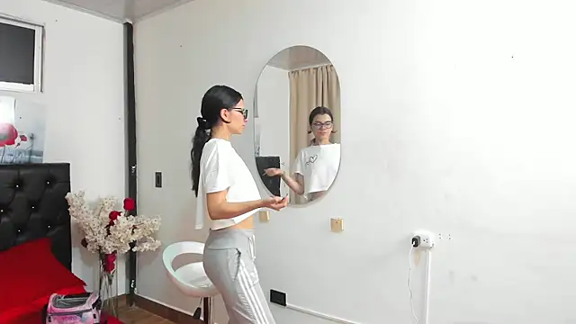 pinky_f00x webcam