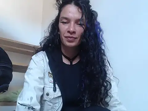 rebekka_simpson live cam on StripChat