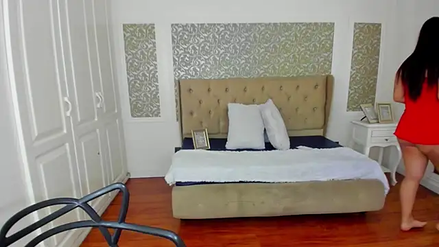 KimWessel_ live cam on StripChat