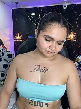 TifanyRoseX live cam on StripChat