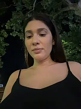 IrisBlues live cam on StripChat
