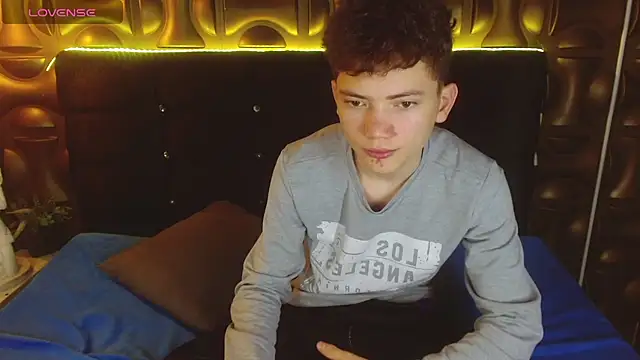 cruz_dante live cam on StripChat