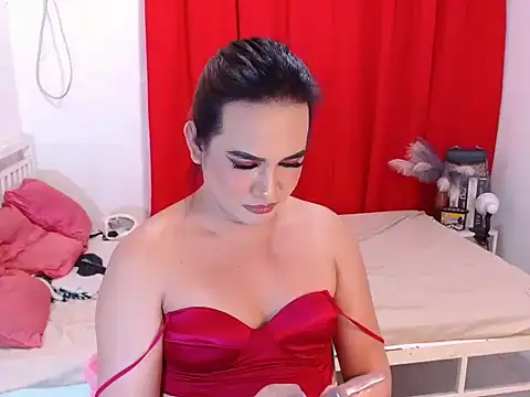 MaliaWang06 live cam on StripChat