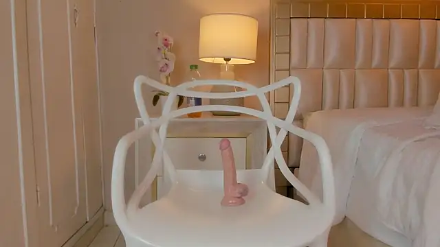hannah__stp live cam on StripChat