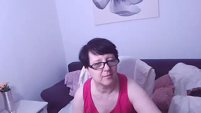 ChristaRose live cam on StripChat