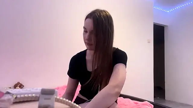JuleCawood live cam on StripChat