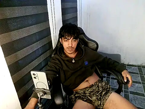 spicy_rowycam (M young) - Make  Me cum