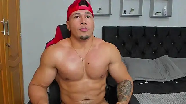 tyler_hank01 live cam on StripChat
