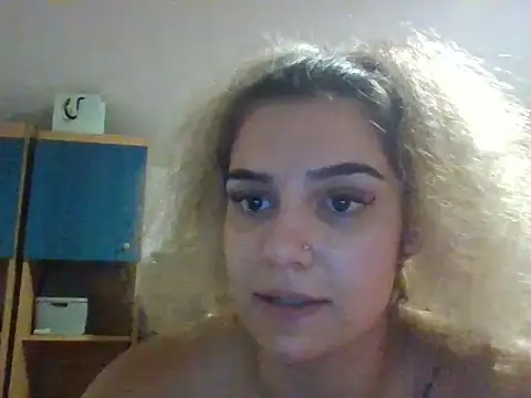_Jessika13_ live cam on StripChat