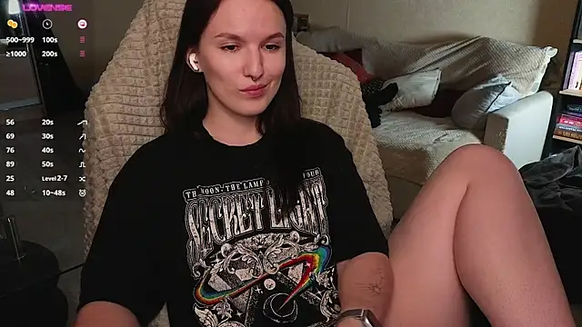 Val_lava live cam on StripChat
