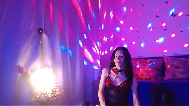 ElysaSun live cam on StripChat