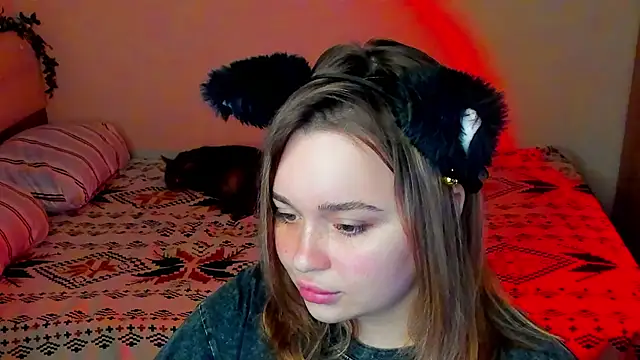 Hot_moon_666 live cam on StripChat