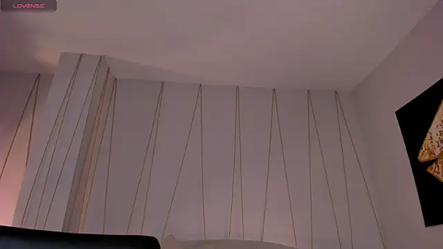SunnyRivers live cam on StripChat