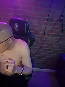 chronic_vibez webcam