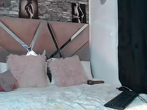 black_tsx webcam