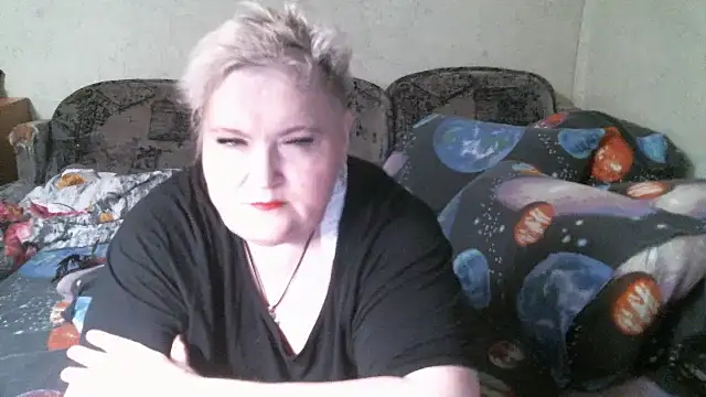 Lana555 live cam on StripChat