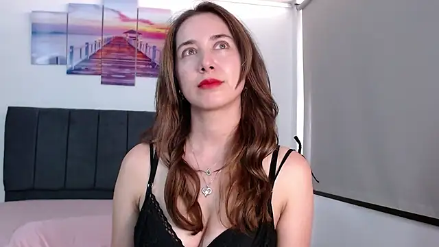 Daniela-hot live cam on StripChat