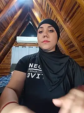 AmbarBurhan live cam on StripChat