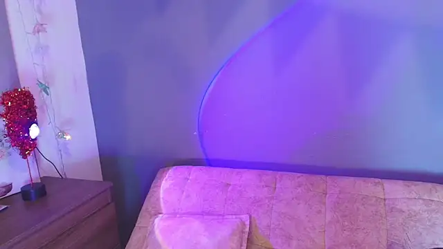 jade_brunnette webcam