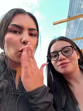 Maddy_Rouse_ live cam on StripChat