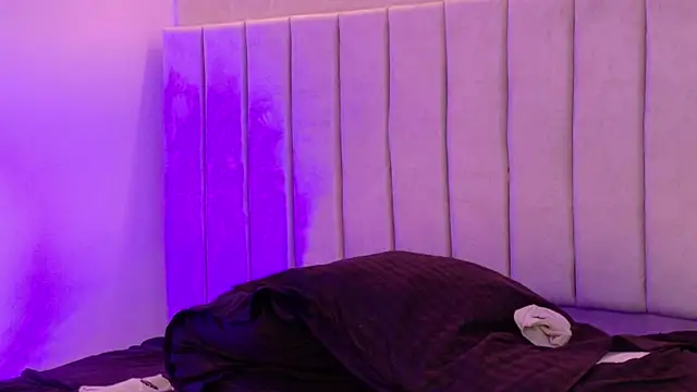 Morgan_Wright live cam on StripChat