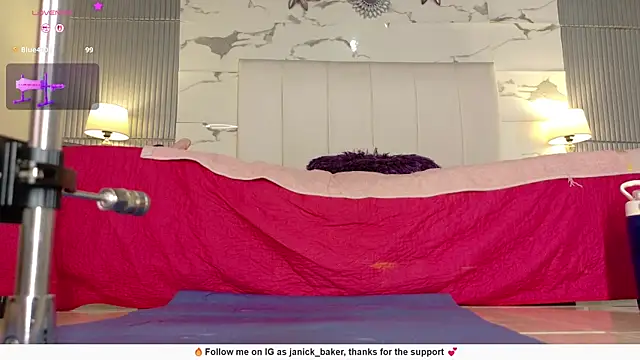 JanickBaker live cam on StripChat