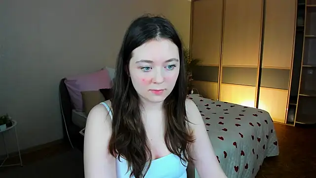 AlluringLookk live cam on StripChat