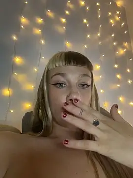 Dhaliawonder live cam on StripChat