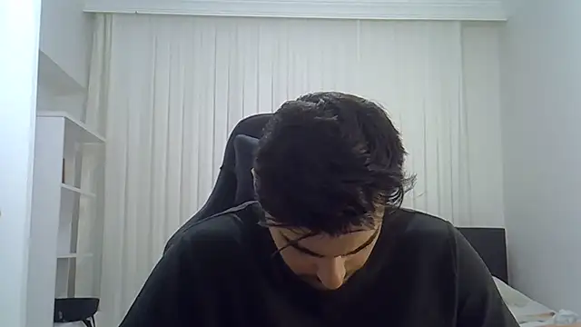 ciceroable live cam on StripChat