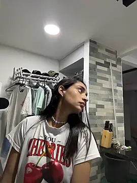 leilani_X webcam