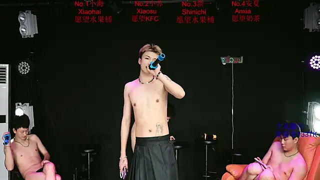 Gay-Sexshowboy69 live cam on StripChat