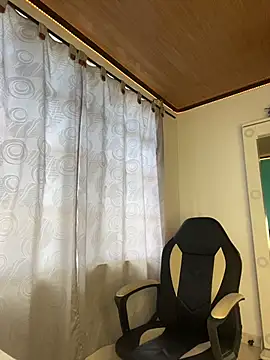 ALANAH_KITTY webcam