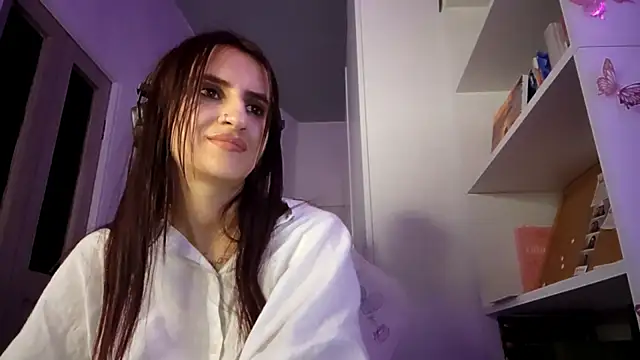 Monica_Cutersseys webcam