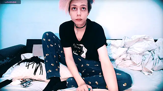 Littlepinkcat webcam
