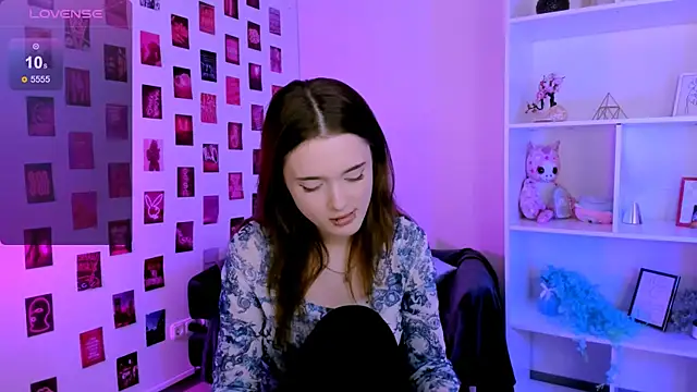 liana_kisses (F teen) - make me happy 😽