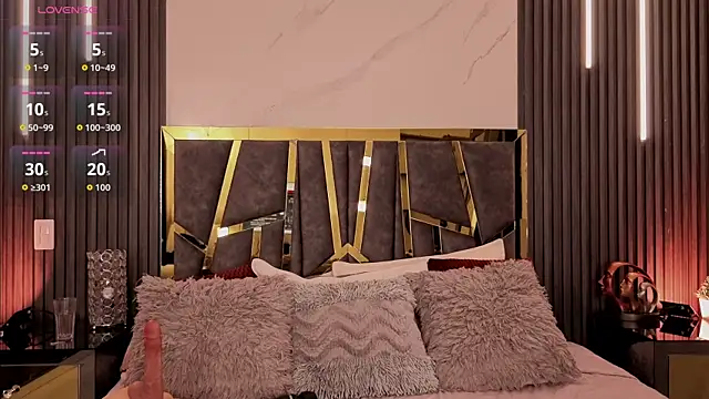 ScarletTorres live cam on StripChat