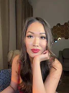 Kami_Lee_XO live cam on StripChat