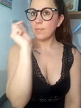 SofiEsteves live cam on StripChat