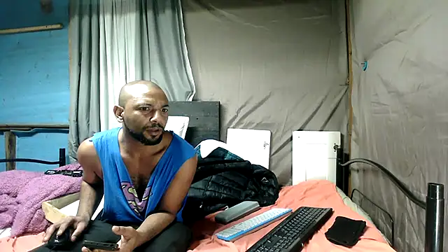 Camodick live cam on StripChat