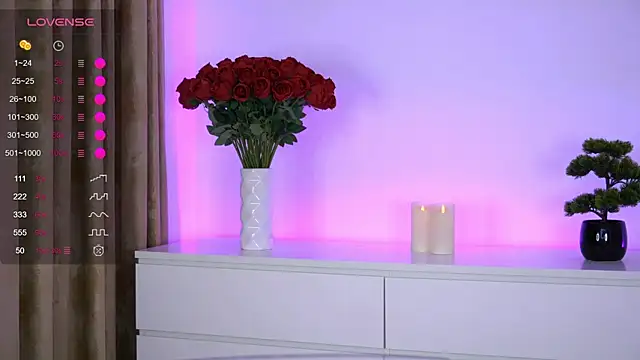 AishaSins webcam