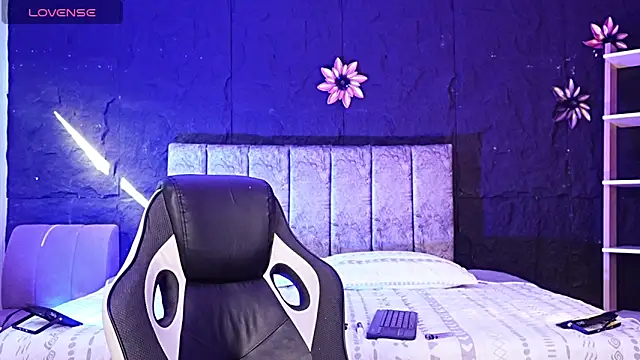 LiamDeep webcam
