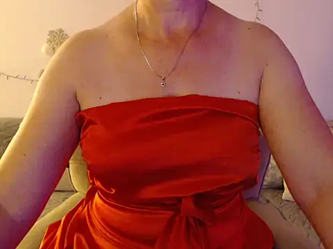 YourfantasyGiuly live cam on StripChat