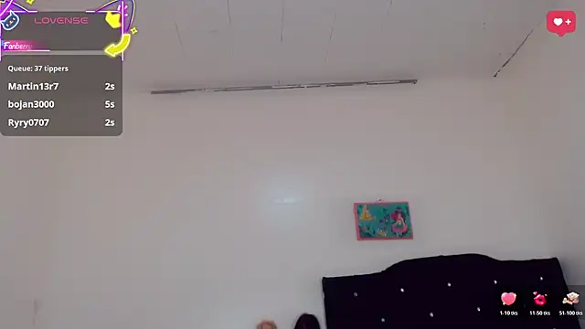 Oriana_braom webcam